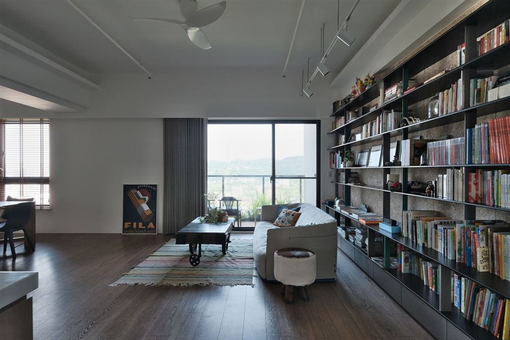 佛山市方直&middot;瓏湖灣現代簡約風格三居室裝修案例