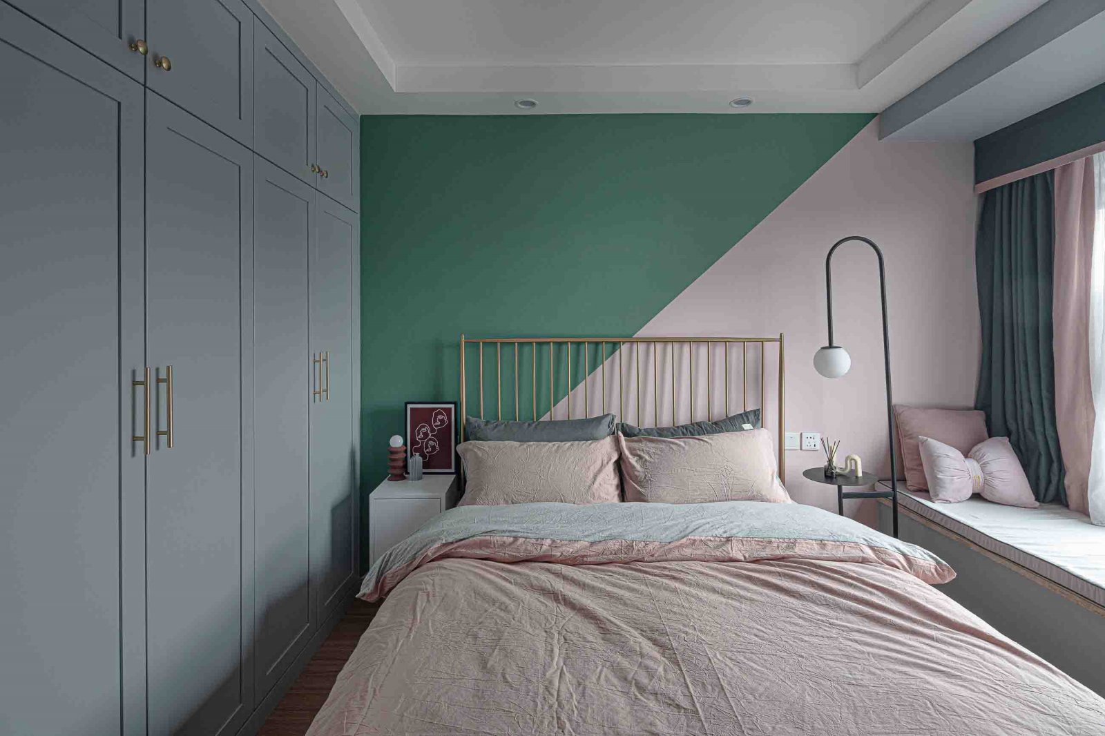 裝修案例現代輕奢風格室內裝修效果圖-臥室 裝修案例現代輕奢風格室內裝修效果圖-臥室