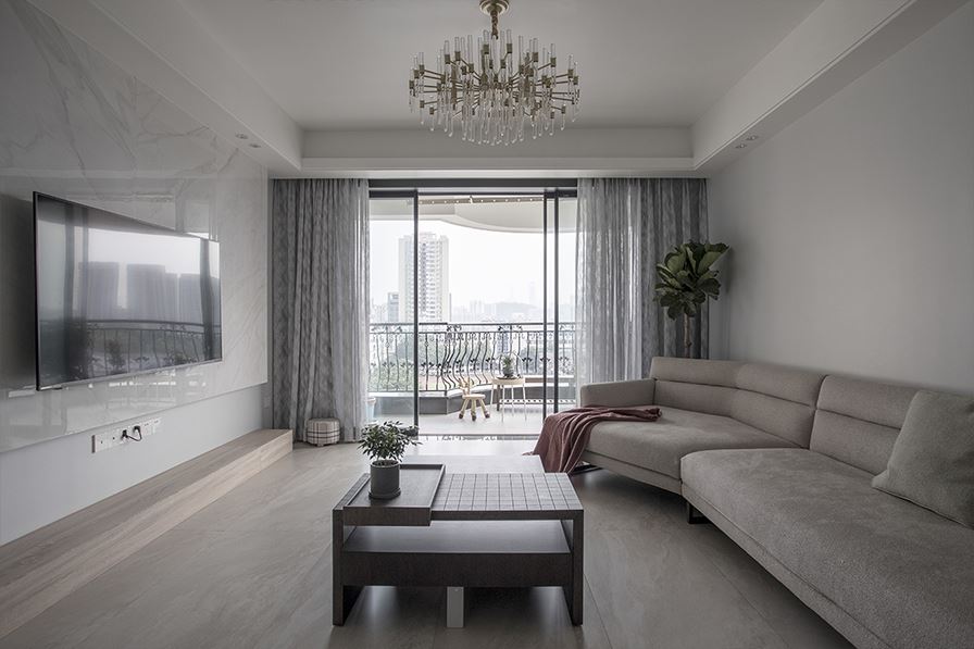 佛山市龍光天宸現代風格三居室裝修案例