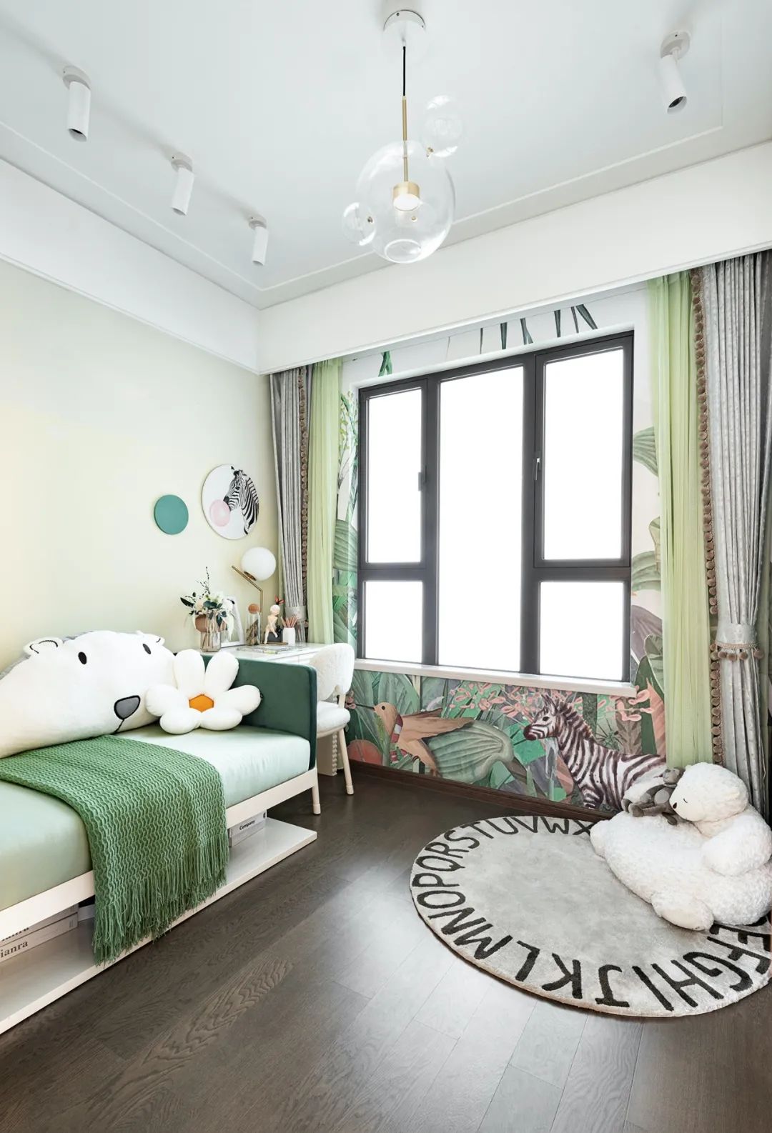 現(xiàn)代摩登風(fēng)格室內(nèi)設(shè)計家裝案例-兒童房 現(xiàn)代摩登風(fēng)格室內(nèi)設(shè)計家裝案例-兒童房