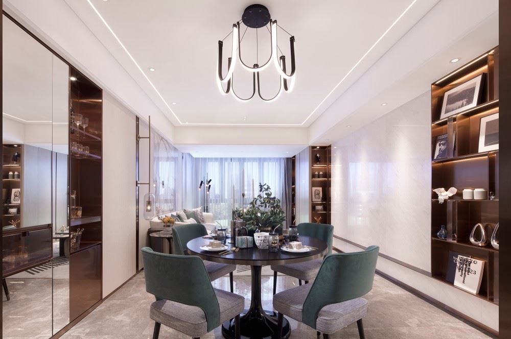 江門市碧華園輕奢風格四居室裝修案例