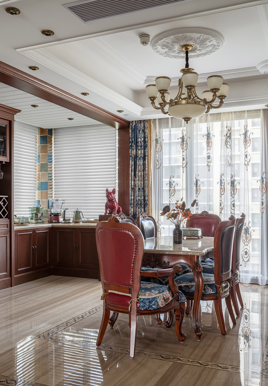 新古典風格家裝設計室內裝修效果圖-餐廳 新古典風格家裝設計室內裝修效果圖-餐廳