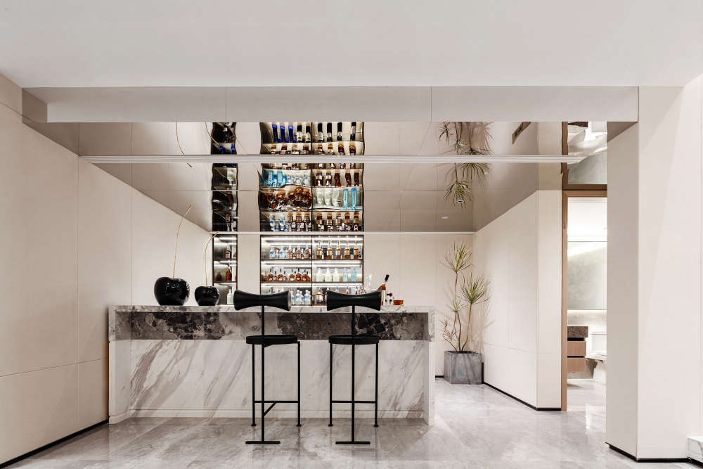 現(xiàn)代簡(jiǎn)約風(fēng)格別墅設(shè)計(jì)家裝案例-吧臺(tái) 現(xiàn)代簡(jiǎn)約風(fēng)格別墅設(shè)計(jì)家裝案例-吧臺(tái)