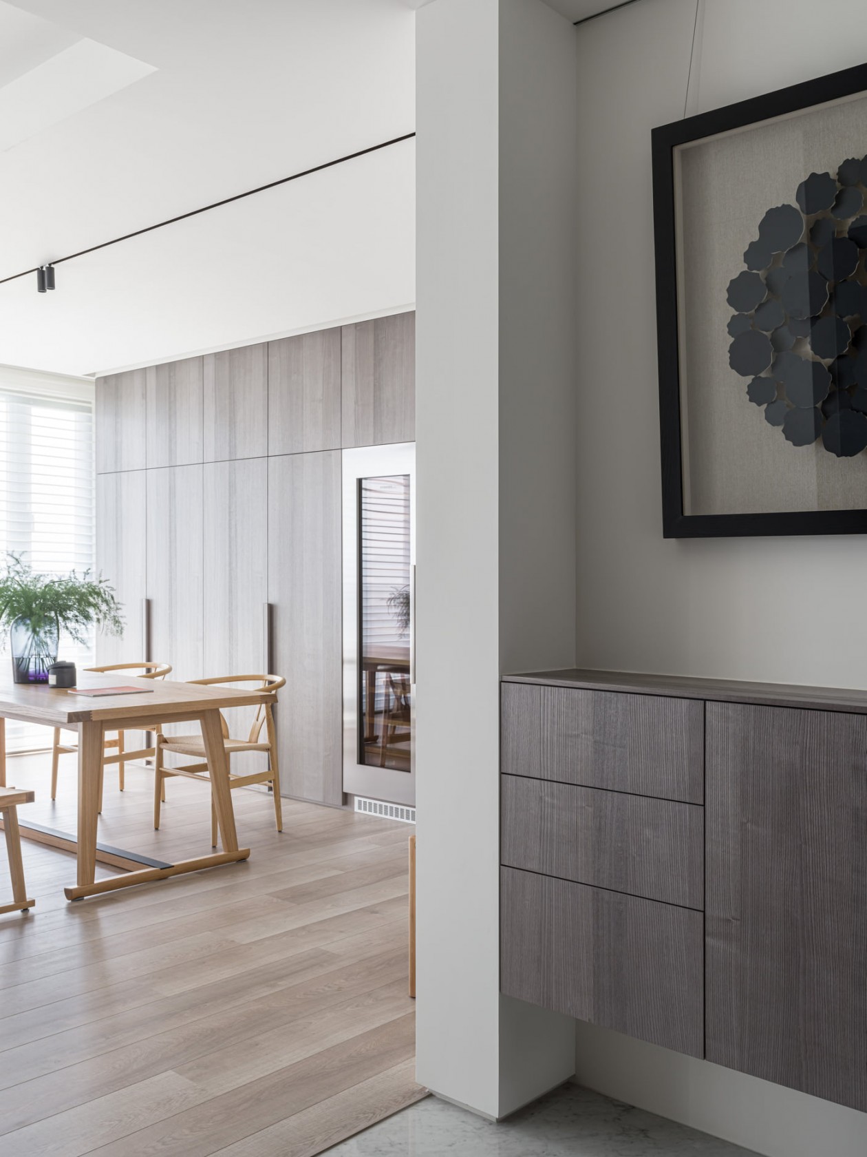 現(xiàn)代極簡風(fēng)格室內(nèi)設(shè)計(jì)家裝案例-玄關(guān) 現(xiàn)代極簡風(fēng)格室內(nèi)設(shè)計(jì)家裝案例-玄關(guān)