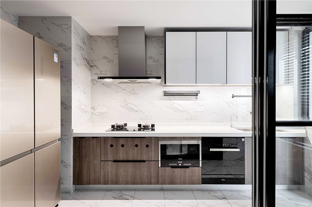 現(xiàn)代簡約風格室內(nèi)家裝案例效果圖-廚房 現(xiàn)代簡約風格室內(nèi)家裝案例效果圖-廚房