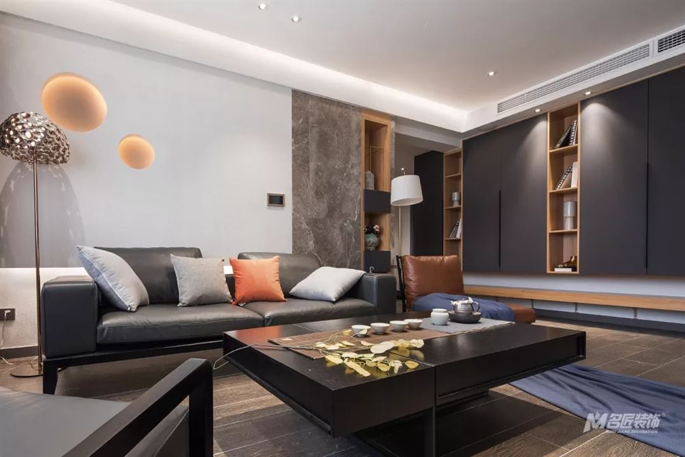 常州市中央花園輕奢風(fēng)格三居室裝修案例