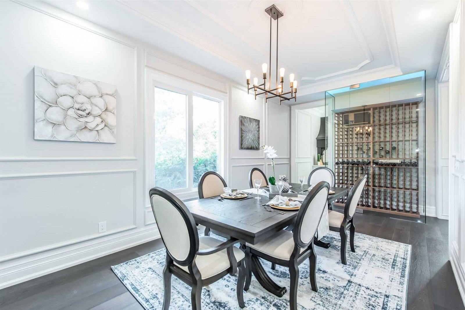 歐式簡約風格家裝設計別墅裝修效果圖-餐廳 歐式簡約風格家裝設計別墅裝修效果圖-餐廳