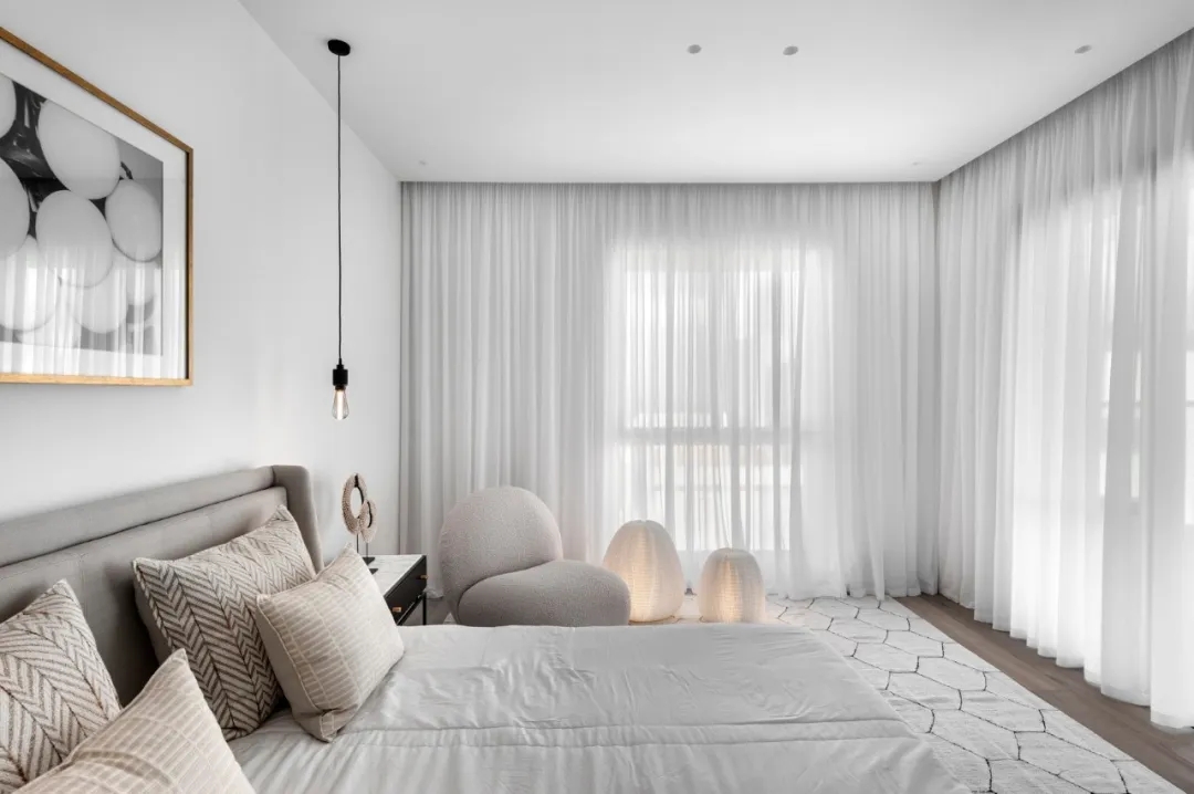 裝修案例現(xiàn)代輕奢風(fēng)格室內(nèi)裝修效果圖-主臥 裝修案例現(xiàn)代輕奢風(fēng)格室內(nèi)裝修效果圖-主臥