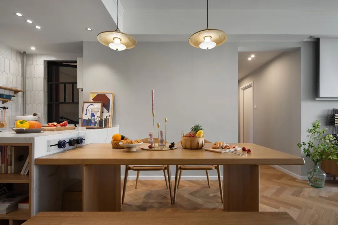 北歐風格家裝設計室內(nèi)裝修效果圖-餐廳 北歐風格家裝設計室內(nèi)裝修效果圖-餐廳