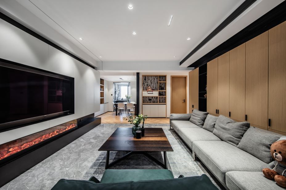 江門市伯爵半島現(xiàn)代簡約風(fēng)格四居室裝修案例