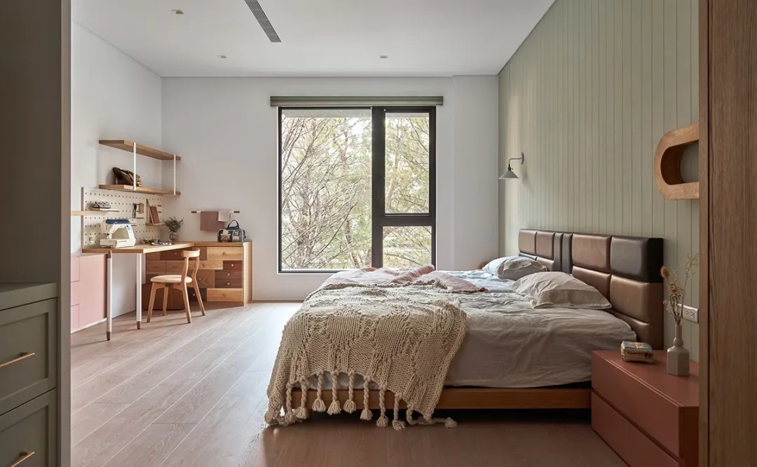 現代原木風格家裝設計室內裝修效果圖-臥室 現代原木風格家裝設計室內裝修效果圖-臥室