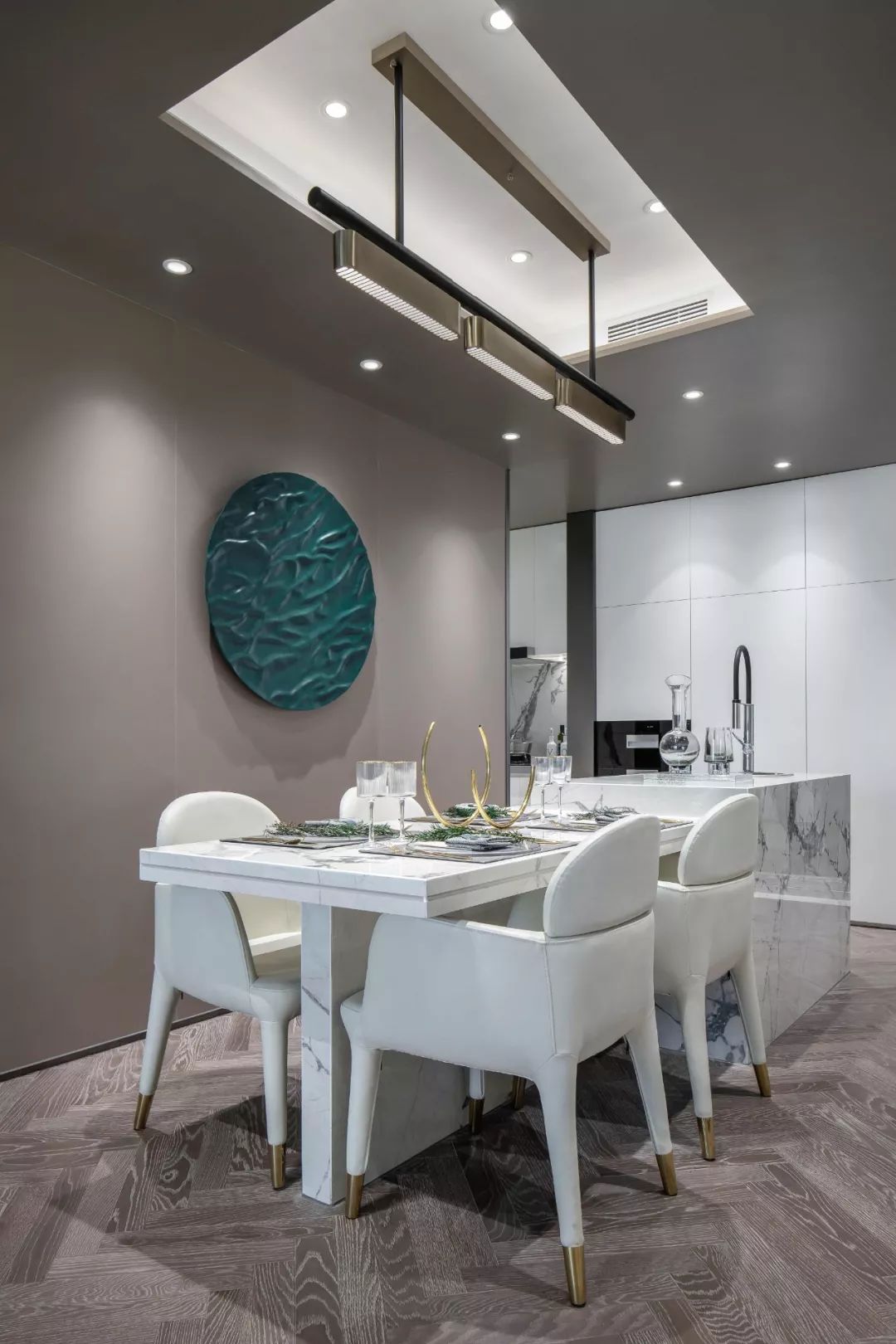 現代輕奢風格室內設計家裝案例-餐廳 現代輕奢風格室內設計家裝案例-餐廳
