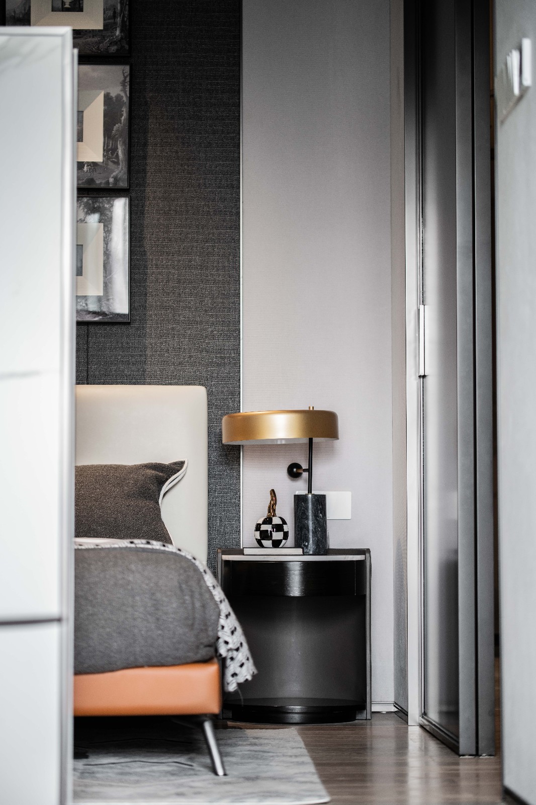 輕奢風(fēng)格家裝設(shè)計(jì)室內(nèi)裝修效果圖-臥室 輕奢風(fēng)格家裝設(shè)計(jì)室內(nèi)裝修效果圖-臥室