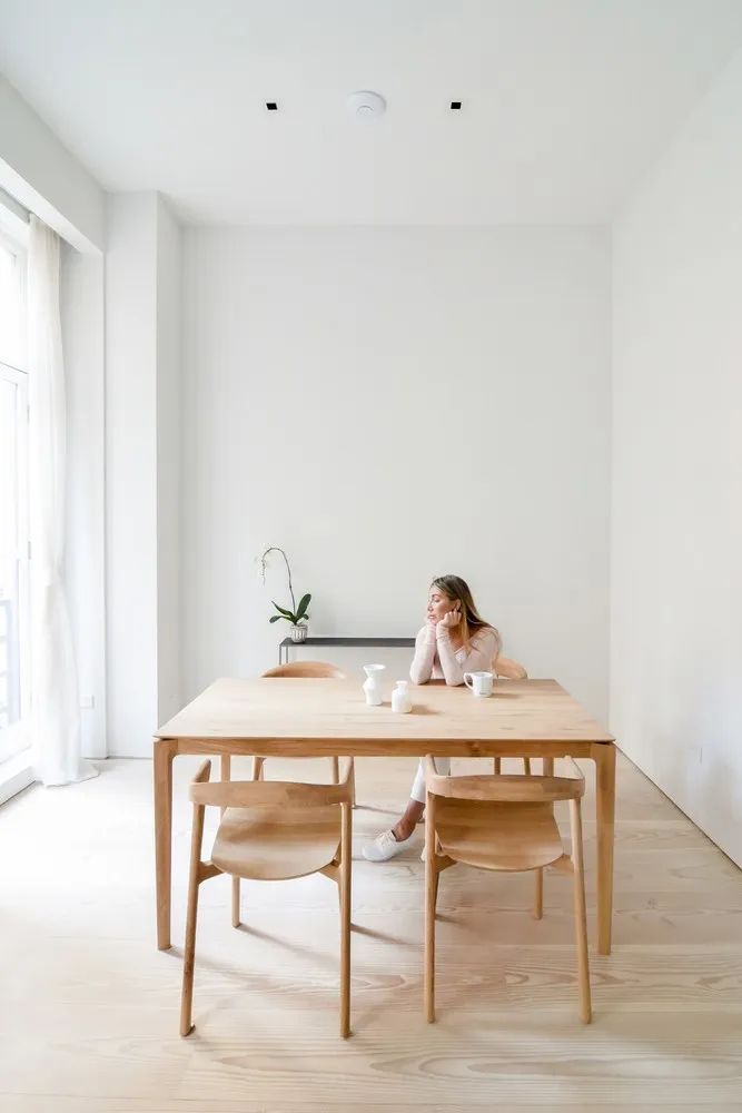 佛山裝修公司現(xiàn)代極簡(jiǎn)風(fēng)格室內(nèi)裝修效果圖-餐廳 佛山裝修公司現(xiàn)代極簡(jiǎn)風(fēng)格室內(nèi)裝修效果圖-餐廳