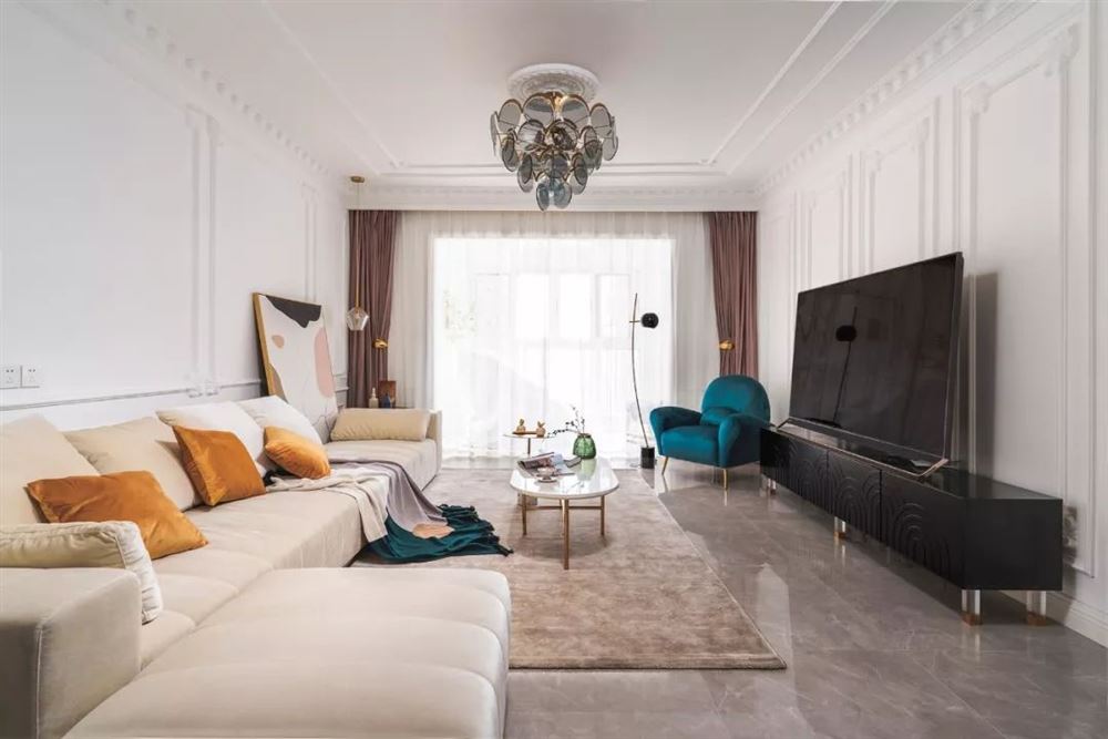 佛山市方直&middot;瓏湖灣其他四居室裝修案例