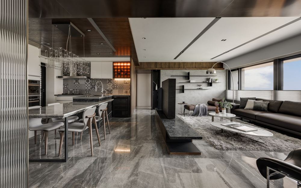 佛山市鵬瑞&middot;三龍灣1號(hào)輕奢風(fēng)格四居室裝修案例