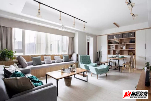 江門市東方豪苑現(xiàn)代簡約風格三居室裝修案例