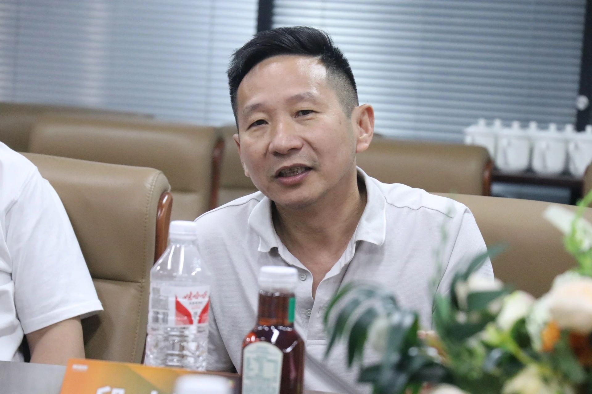 6, 8dbeab47dfd118d256f456b732e2d2af.jpg